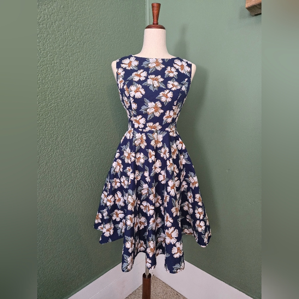 1950s Inspired Grace Karin Sleevless Floral Boat Neck Cotton Midi Dress